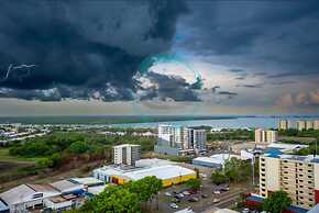 Pinnacle Penthouse Ambience Views Pool Gym