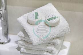 Pinnacle Penthouse Ambience Views Pool Gym