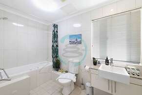 Pinnacle Penthouse Ambience Views Pool Gym