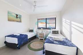 Pinnacle Penthouse Ambience Views Pool Gym