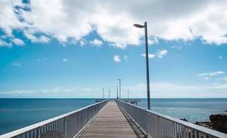 Lux Beachfront PH Office Pool Skyline Views