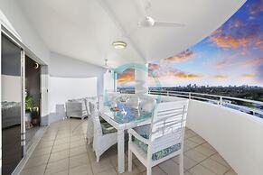 Lux Beachfront PH Office Pool Skyline Views