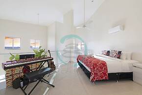 Lux Beachfront PH Office Pool Skyline Views