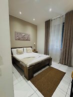 Laura Rooms