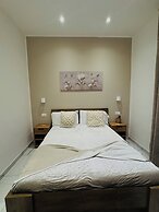 Laura Rooms