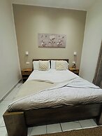 Laura Rooms