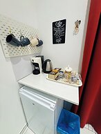 Laura Rooms