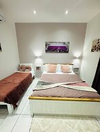 Laura Rooms