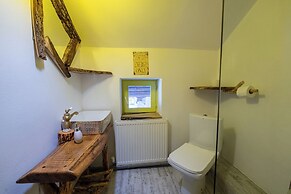 Viewtopia - The Secret Land