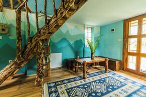 Viewtopia - The Secret Land