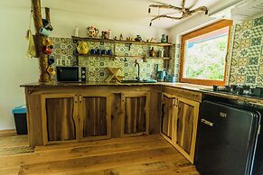 Viewtopia - The Secret Land