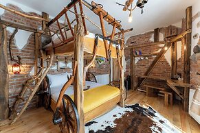 Viewtopia - The Secret Land