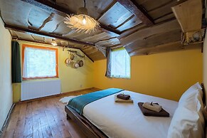 Viewtopia - The Secret Land