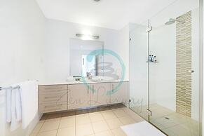 Zen Ocean View Ph Spacious Living Pool Parking