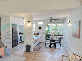 Nightcliff Foreshore Seaview Outdoor Dining