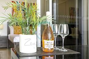 City Skyline Sea Views Parking