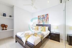 City Skyline Sea Views Parking