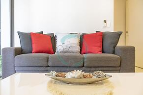 City Skyline Sea Views Parking