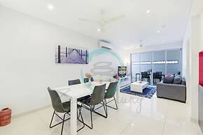 City Skyline Sea Views Parking