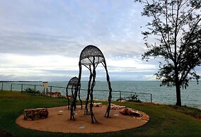 Zenhouse Retreat 5BR Homey Haven Pool Office