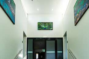 Zenhouse Retreat 5BR Homey Haven Pool Office