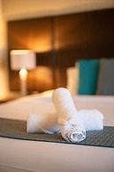 Rustic Sunset Horizon Oceanview Balcony Dining