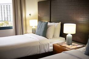 Rustic Sunset Horizon Oceanview Balcony Dining