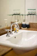 Rustic Sunset Horizon Oceanview Balcony Dining