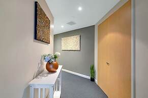 Rustic Sunset Horizon Oceanview Balcony Dining