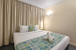 Rustic Sunset Horizon Oceanview Balcony Dining