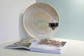 Peninsula Bliss Sea View Private Balcony Dining