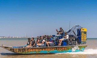 Peninsula Bliss Sea View Private Balcony Dining