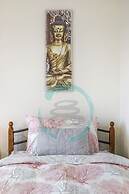 Peninsula Bliss Sea View Private Balcony Dining