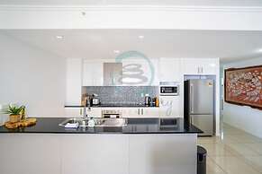 Zen Mitchell Rooftop Outdoor Dining Oceanview