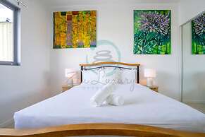 Zen Mitchell Rooftop Outdoor Dining Oceanview