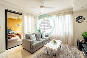 Oceanfront Marvel Harbour View Pool Parking