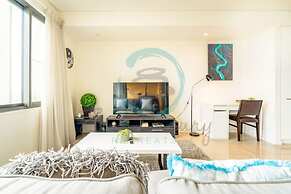 Oceanfront Marvel Harbour View Pool Parking