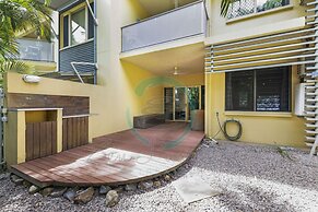 Urban Haven Boutique 1BR Apt Near Parap Markets