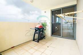 Zen Arkaba 3BR Luxury Waterfront Apt Pool BBQ