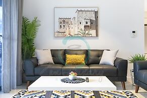 Zen Arkaba 3BR Luxury Waterfront Apt Pool BBQ