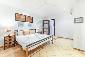 Zenlux Durack Picturesque Tranquil - Pool - BBQ - Golf Course