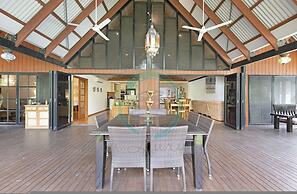 Zenlux Durack Picturesque Tranquil - Pool - BBQ - Golf Course