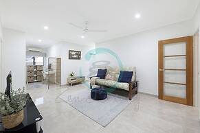 Zenhouse Stylish Lawn Workspace Outdoordining