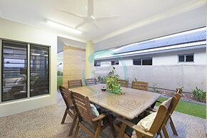 Zenhouse Stylish Lawn Workspace Outdoordining