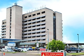 Zenhouse Bushland Fenced Backyard Near Hospital