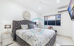 Zenhouse Bushland Fenced Backyard Near Hospital