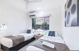 Zenhouse Bushland Fenced Backyard Near Hospital