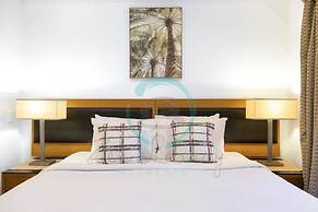 ZEN SUN City Cozy 2-br 2-ba Ocean View Retreat