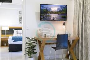 ZEN SUN City Cozy 2-br 2-ba Ocean View Retreat