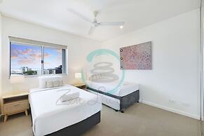 Zen Skytower Harbourview -exclusive 3br Family Apt